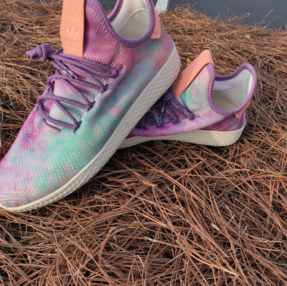 Pharrell Williams Tie-Dye